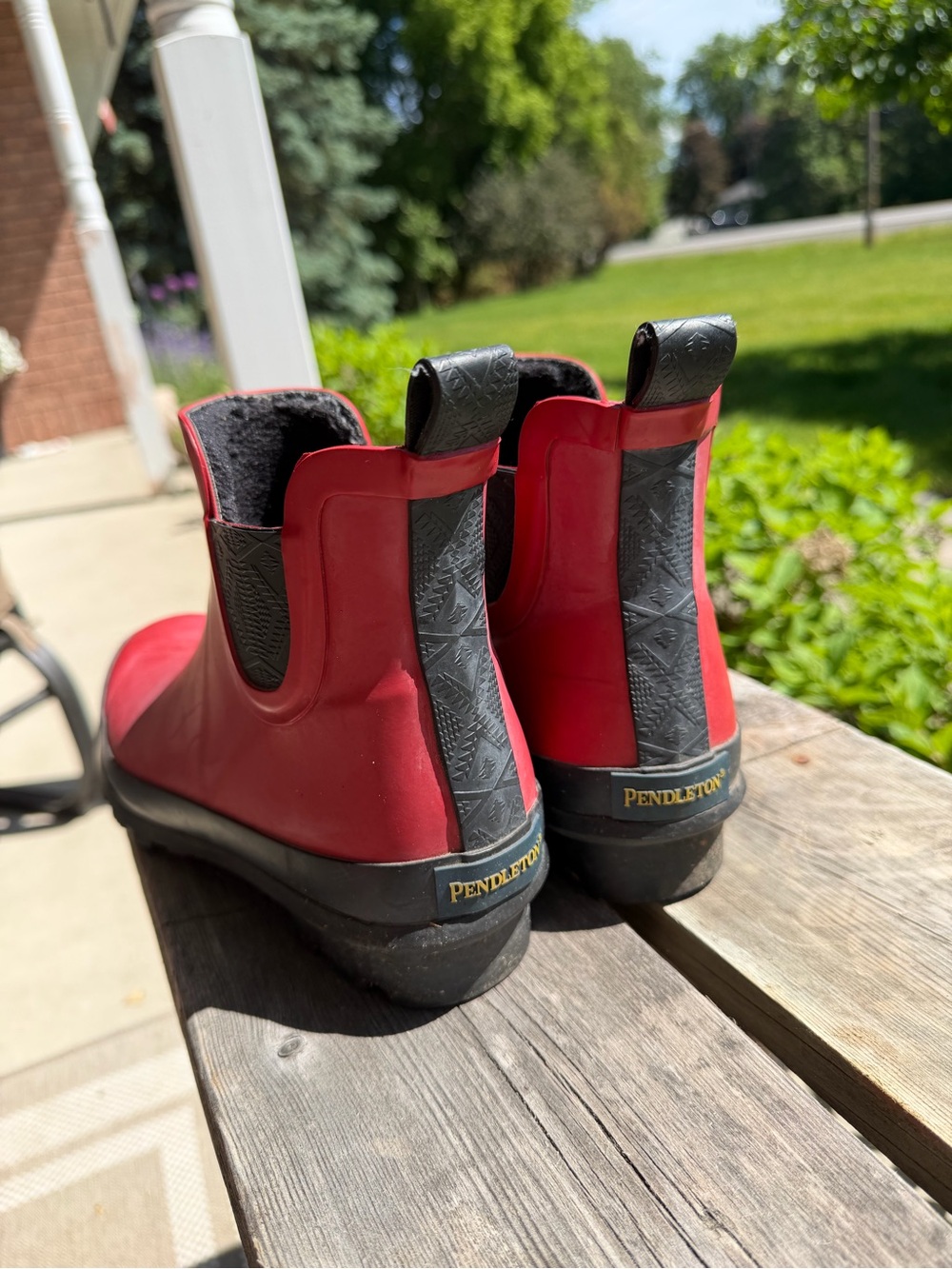 Pendleton Red and Black lined for warmth Waterproof Chelsea Rain Booties - Picture 2 of 5